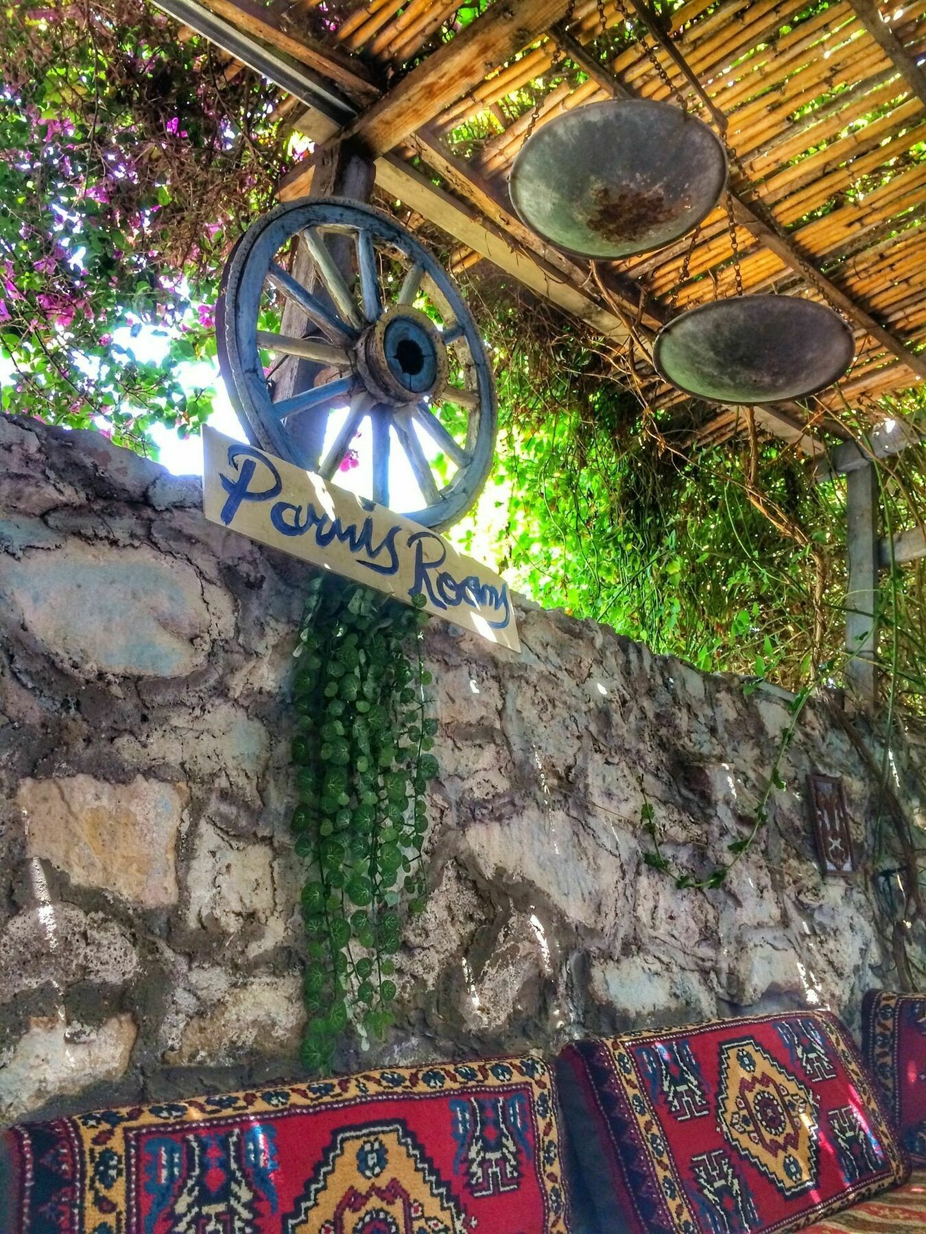 Parmis Rooms Çeşme Esterno foto