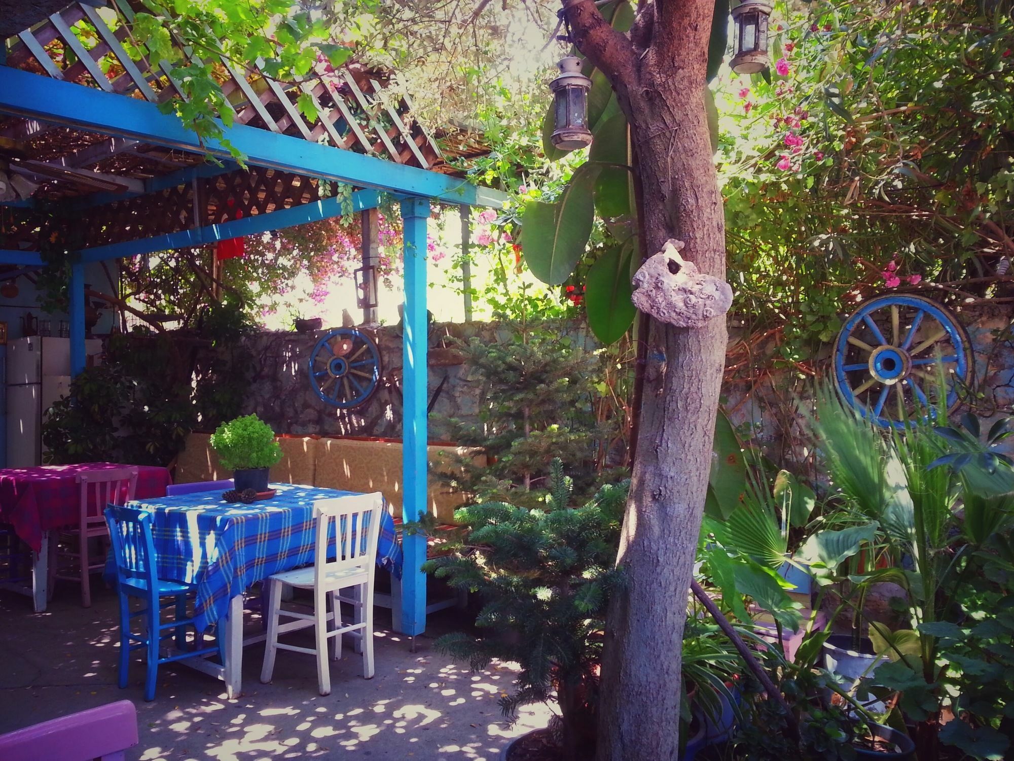 Parmis Rooms Çeşme Esterno foto