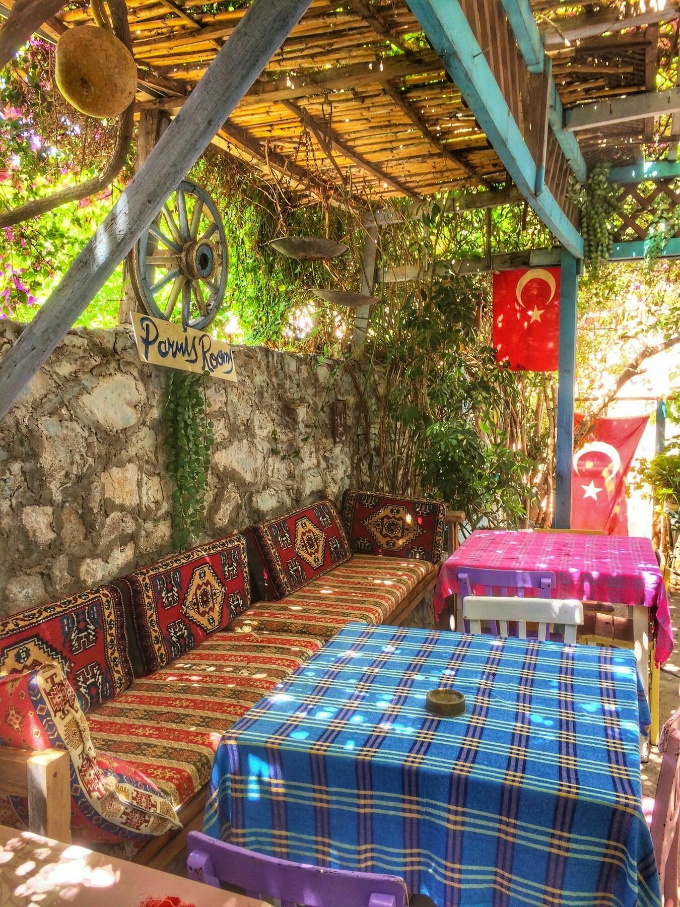 Parmis Rooms Çeşme Esterno foto